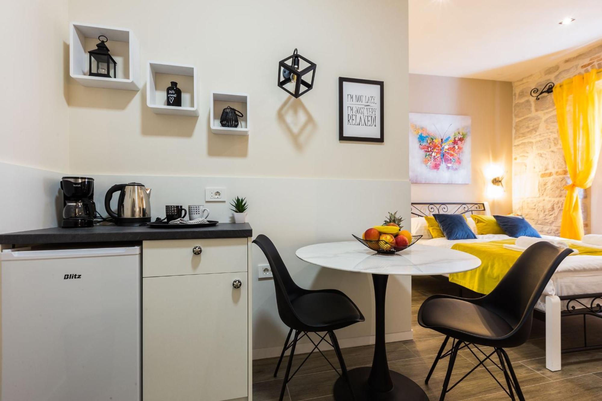 Angie Central Rooms Zadar Oda fotoğraf